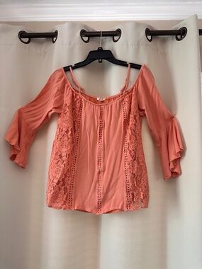 Miss Me Coral Lace Cold-Shoulder Blouse